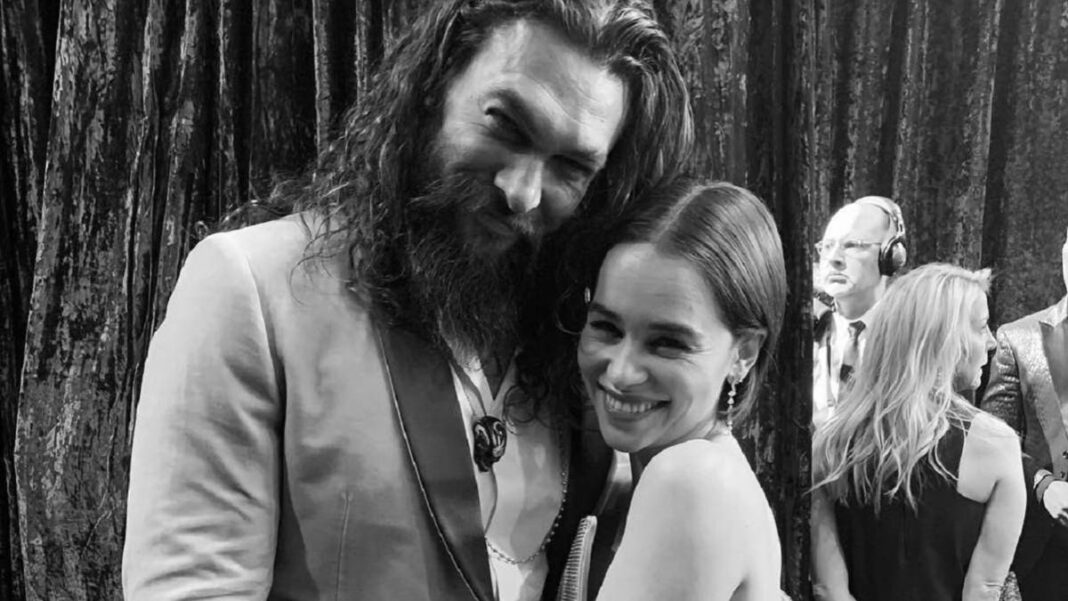  La véritable amitié entre Emilia Clarke et Jason Momoa en dehors de Game of Thrones

